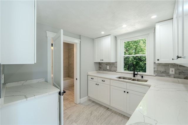 31 Bowdoin Street, Providence, RI 02909