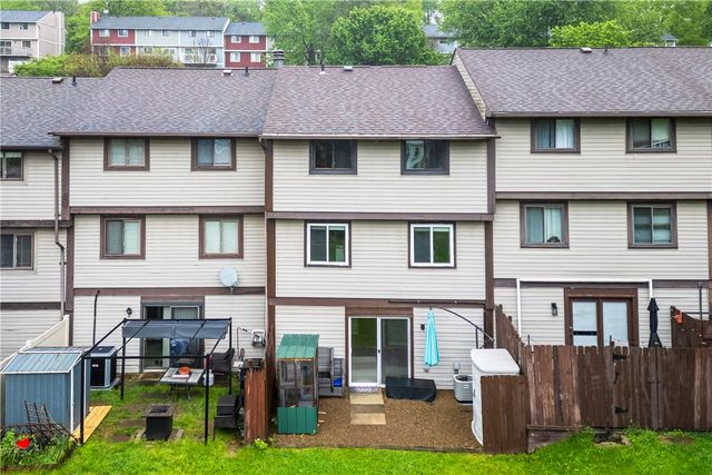 105 Lebeouf, Plum Boro, PA 15068