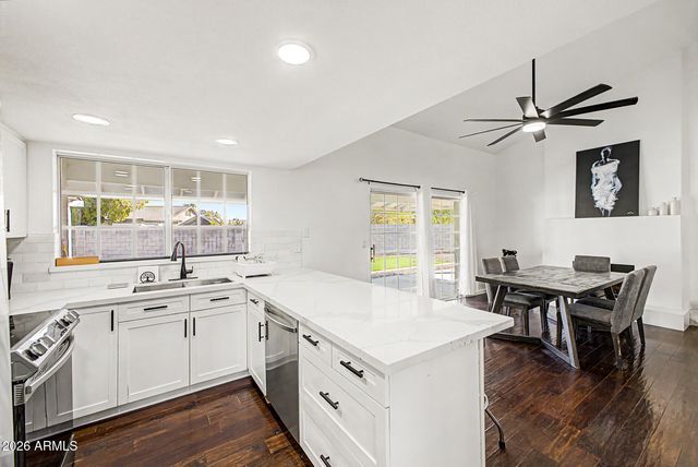 12615 N 49TH Avenue, Glendale, AZ 85304