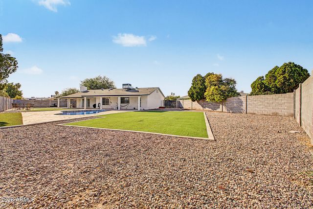 12615 N 49TH Avenue, Glendale, AZ 85304