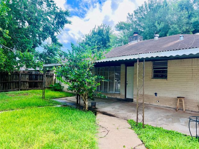 11530 Herald Square Drive, Houston, TX 77099