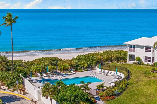 2701 Gulf Shore BLVD N 4, Naples, FL 34103