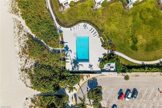 2701 Gulf Shore BLVD N 4, Naples, FL 34103