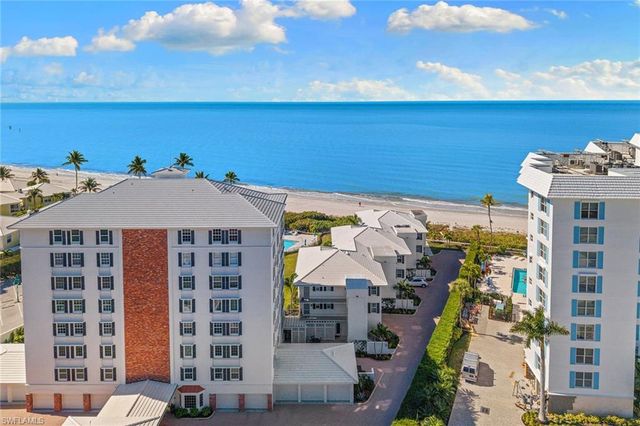 2701 Gulf Shore BLVD N 4, Naples, FL 34103