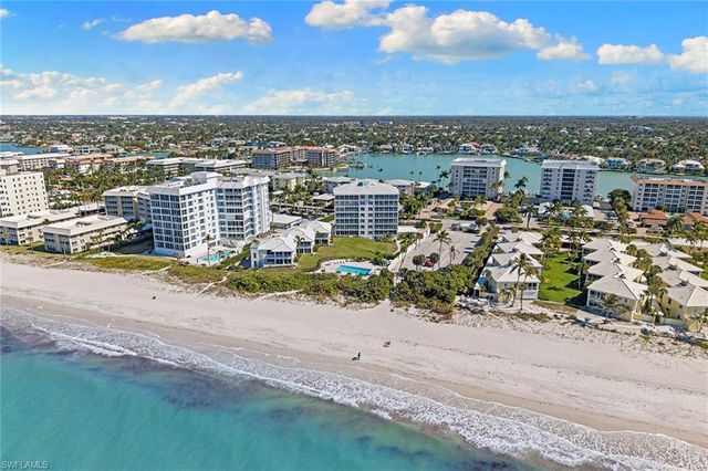 2701 Gulf Shore BLVD N 4, Naples, FL 34103