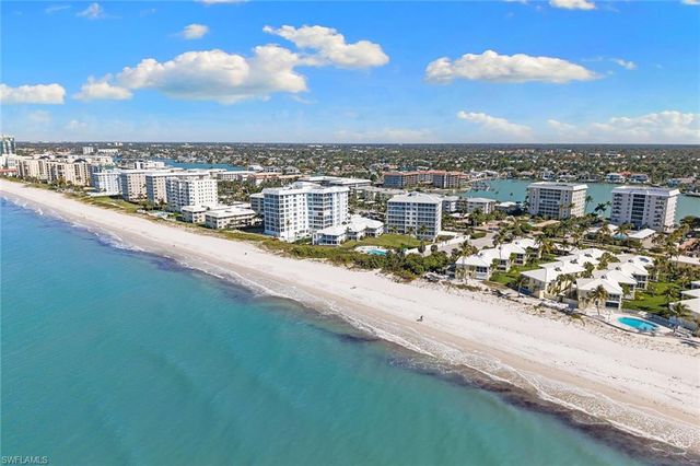 2701 Gulf Shore BLVD N 4, Naples, FL 34103