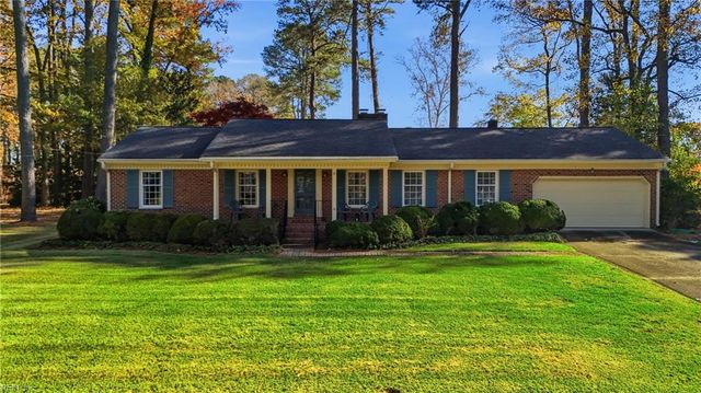 2829 Meadow Wood DR W, Chesapeake, VA 23321