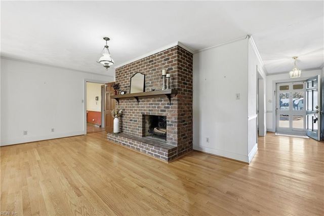 2829 Meadow Wood DR W, Chesapeake, VA 23321