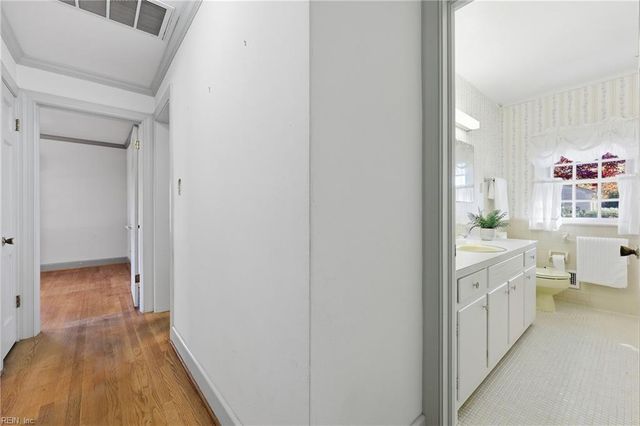 2829 Meadow Wood DR W, Chesapeake, VA 23321