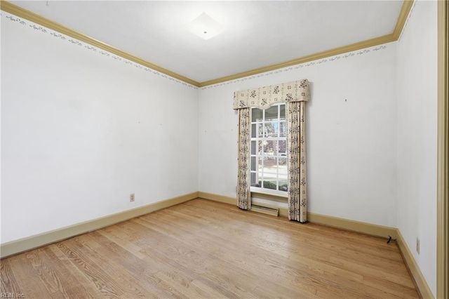 2829 Meadow Wood DR W, Chesapeake, VA 23321