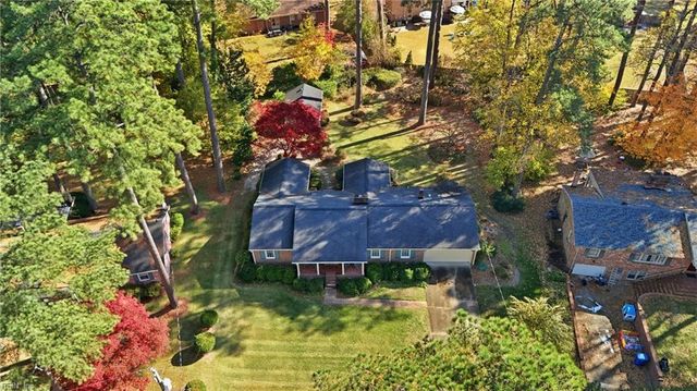 2829 Meadow Wood DR W, Chesapeake, VA 23321