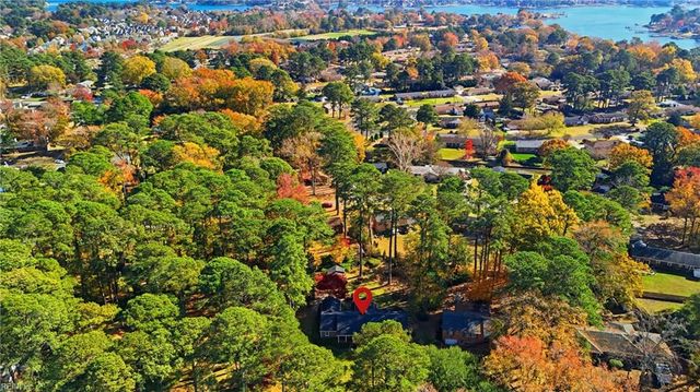 2829 Meadow Wood DR W, Chesapeake, VA 23321