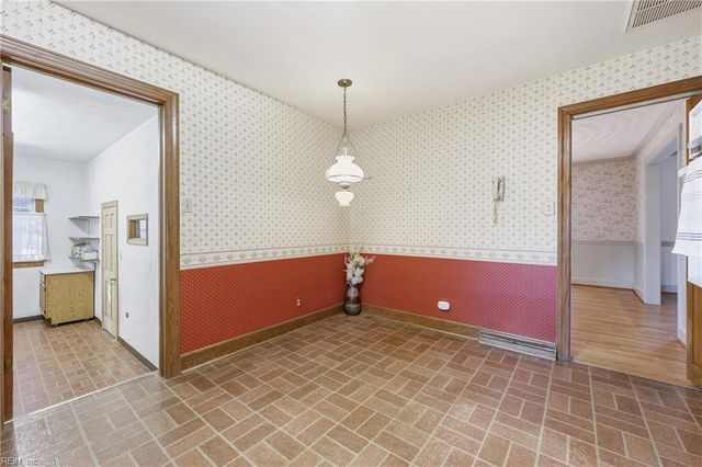 2829 Meadow Wood DR W, Chesapeake, VA 23321