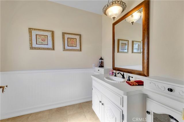 15883 Condor Ridge, Canyon Country, CA 91387