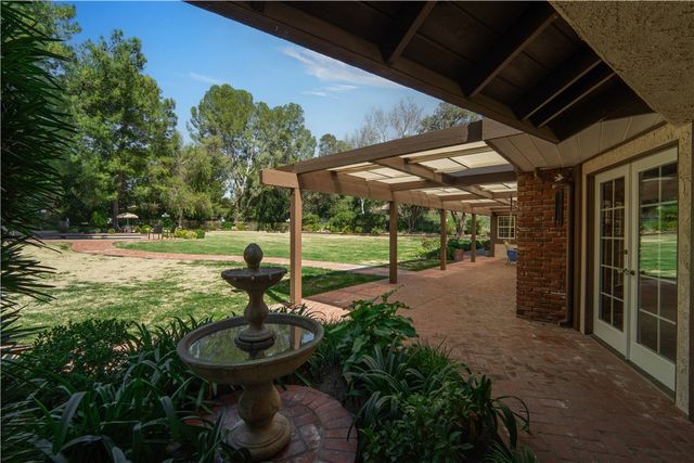 15883 Condor Ridge, Canyon Country, CA 91387