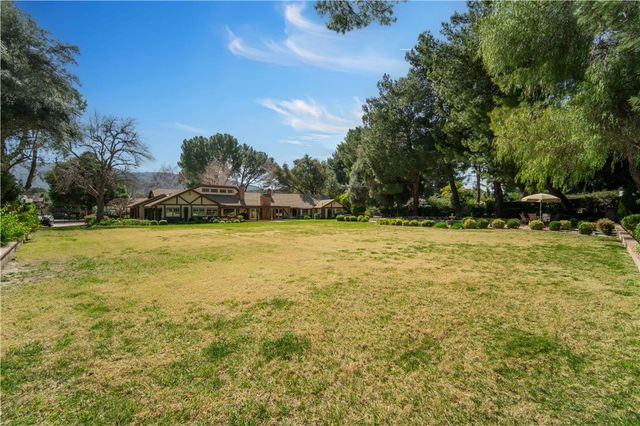 15883 Condor Ridge, Canyon Country, CA 91387