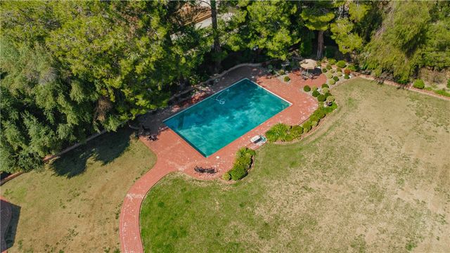 15883 Condor Ridge, Canyon Country, CA 91387