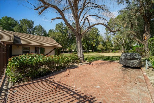 15883 Condor Ridge, Canyon Country, CA 91387