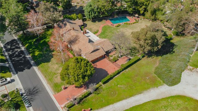 15883 Condor Ridge, Canyon Country, CA 91387