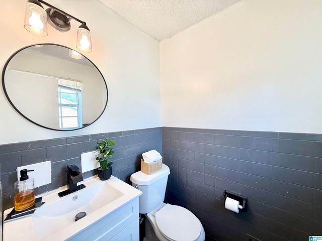 540 HARLEM AVENUE, Hueytown, AL 35023