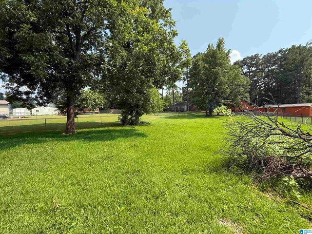 540 HARLEM AVENUE, Hueytown, AL 35023