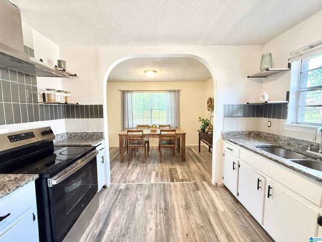 540 HARLEM AVENUE, Hueytown, AL 35023