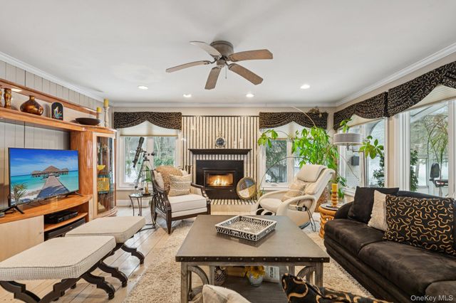 37 Bridle Path, Nissequogue, NY 11780