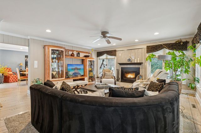 37 Bridle Path, Nissequogue, NY 11780