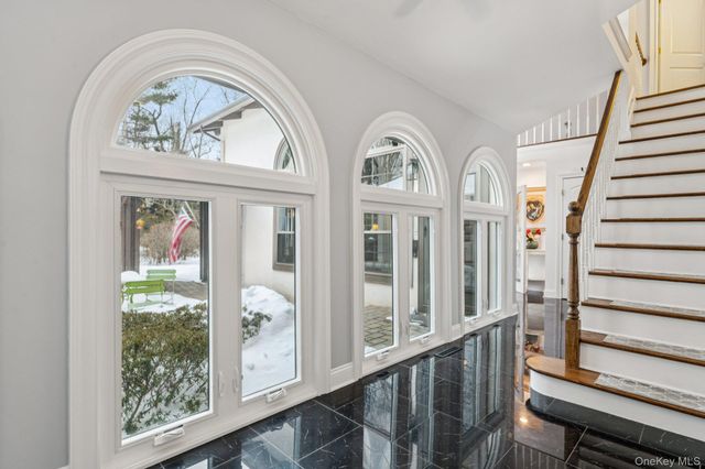 37 Bridle Path, Nissequogue, NY 11780