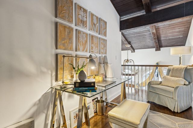 37 Bridle Path, Nissequogue, NY 11780