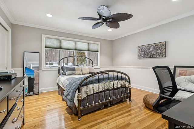 37 Bridle Path, Nissequogue, NY 11780