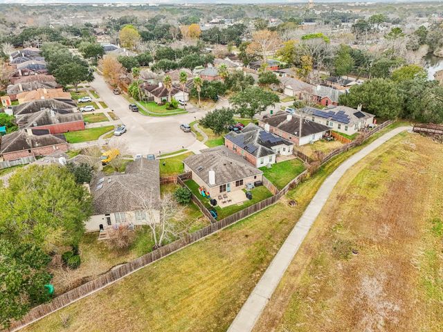 1941 Cameo Court, League City, TX 77573