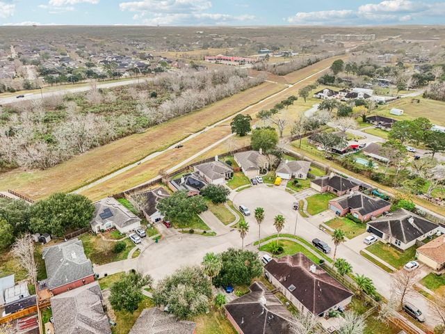 1941 Cameo Court, League City, TX 77573