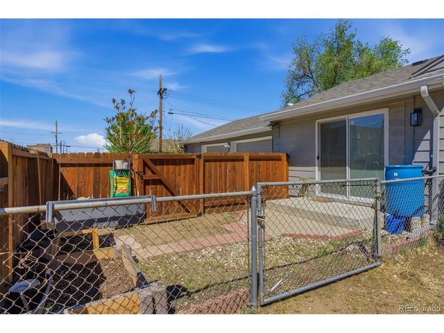 4201 E 69th Pl, Commerce City, CO 80022