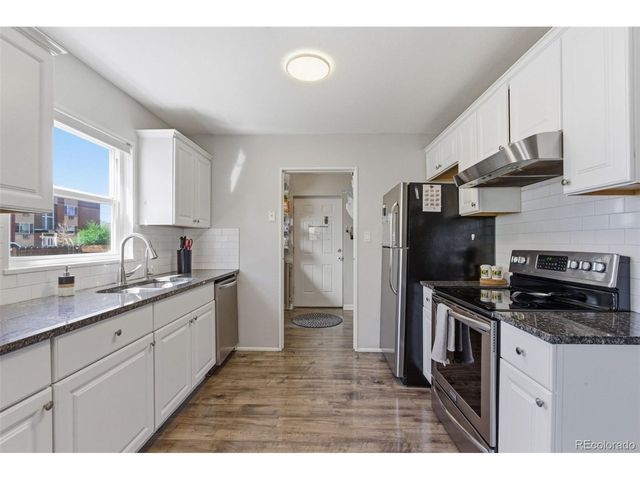 4201 E 69th Pl, Commerce City, CO 80022