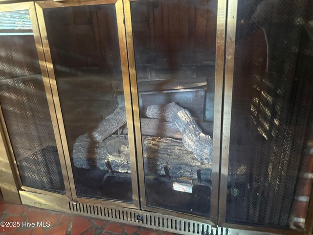 301 River Road, Washington, NC 27889