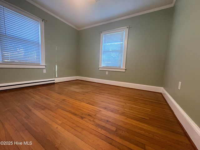 301 River Road, Washington, NC 27889