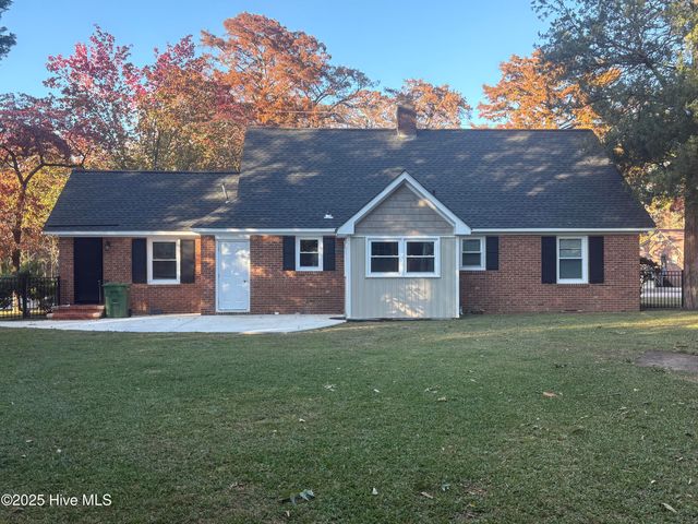 301 River Road, Washington, NC 27889