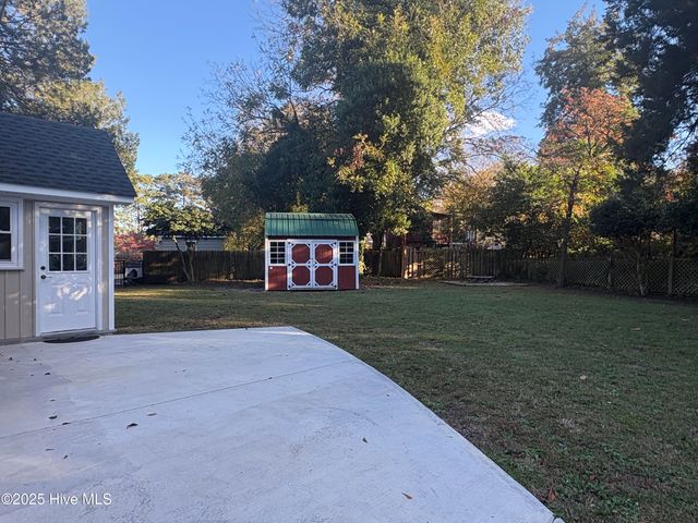 301 River Road, Washington, NC 27889