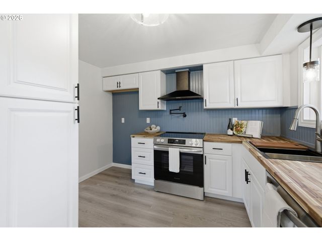 4658 SQUIRE Ct Ne, Salem, OR 97301