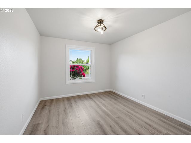 4658 SQUIRE Ct Ne, Salem, OR 97301