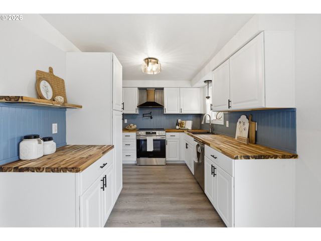 4658 SQUIRE Ct Ne, Salem, OR 97301