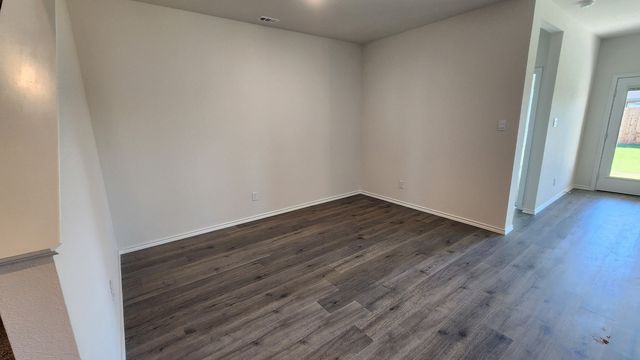 1206 Breezy Oak Drive, Nevada, TX 75173