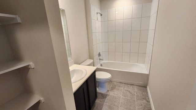 1206 Breezy Oak Drive, Nevada, TX 75173