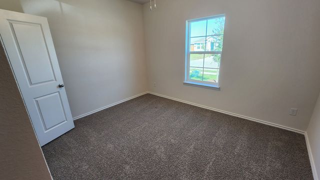 1206 Breezy Oak Drive, Nevada, TX 75173