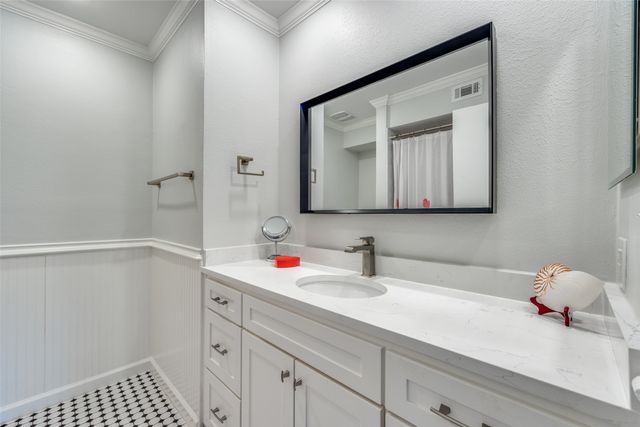 10741 Villager Road D, Dallas, TX 75230