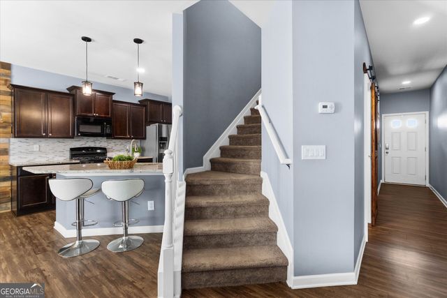 222 Bobbie Way, Woodstock, GA 30189