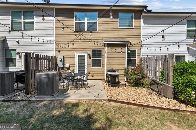 222 Bobbie Way, Woodstock, GA 30189
