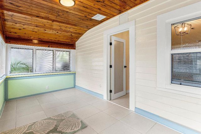 409 S M Street, Lake Worth Beach, FL 33460