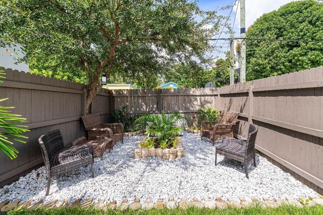 409 S M Street, Lake Worth Beach, FL 33460